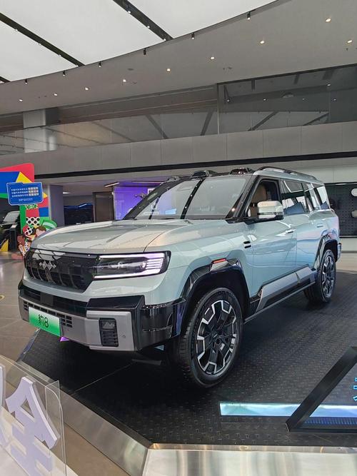 广州214比亚迪方程豹硬派越野的爆款，英菲尼迪35周年与你共成长